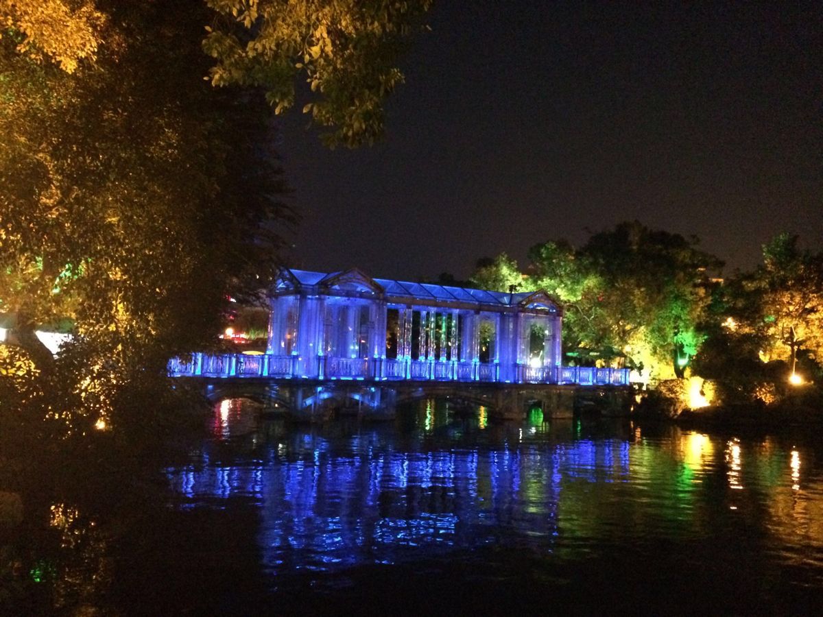 桂林+阳朔+南宁+北海+涠洲岛6日跟团游(3钻)·