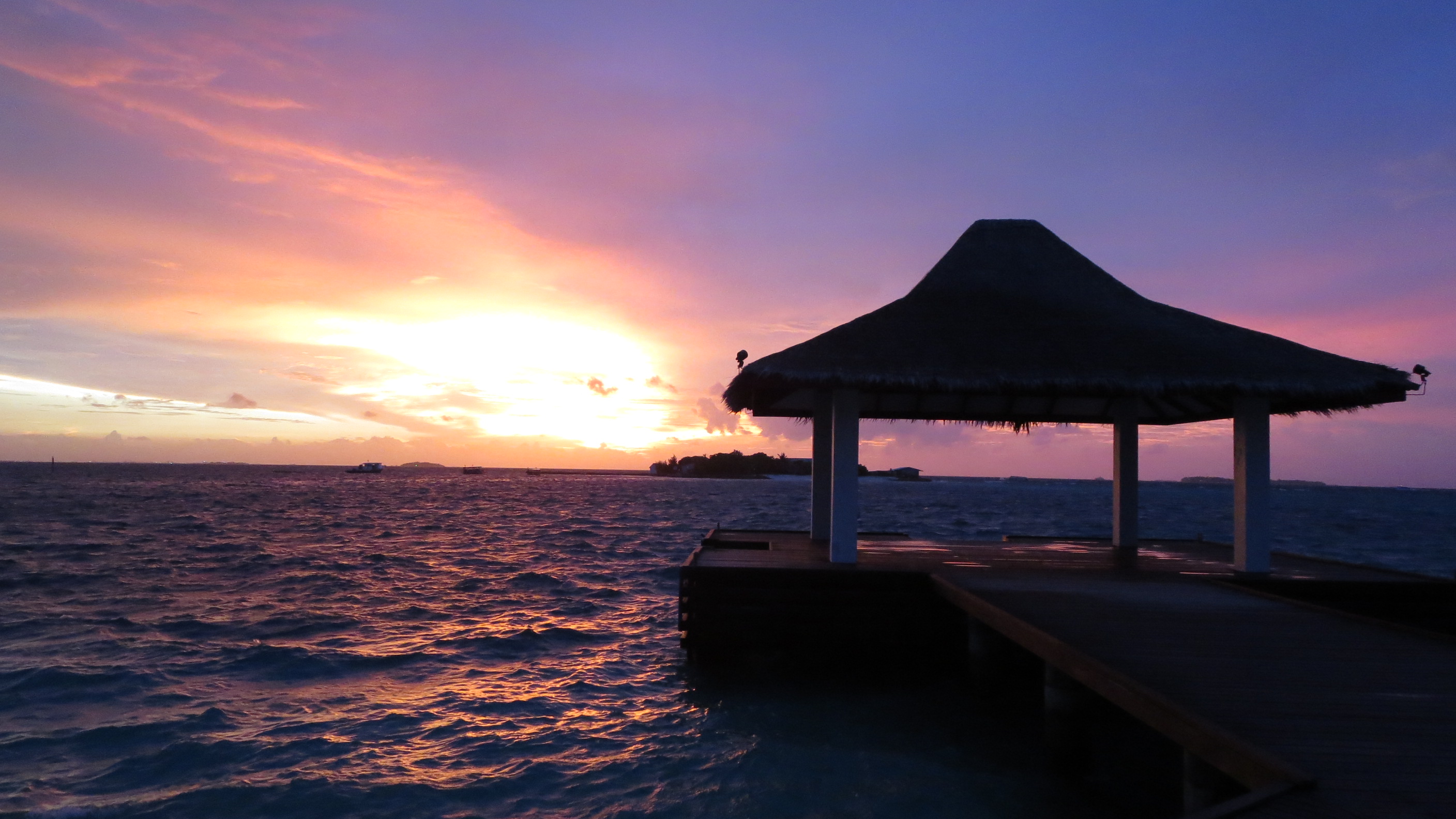 比梦还要美的地方--马尔代夫满月岛