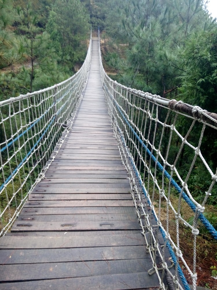 巴中章怀山旅游区