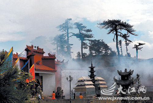 葛仙山风景区