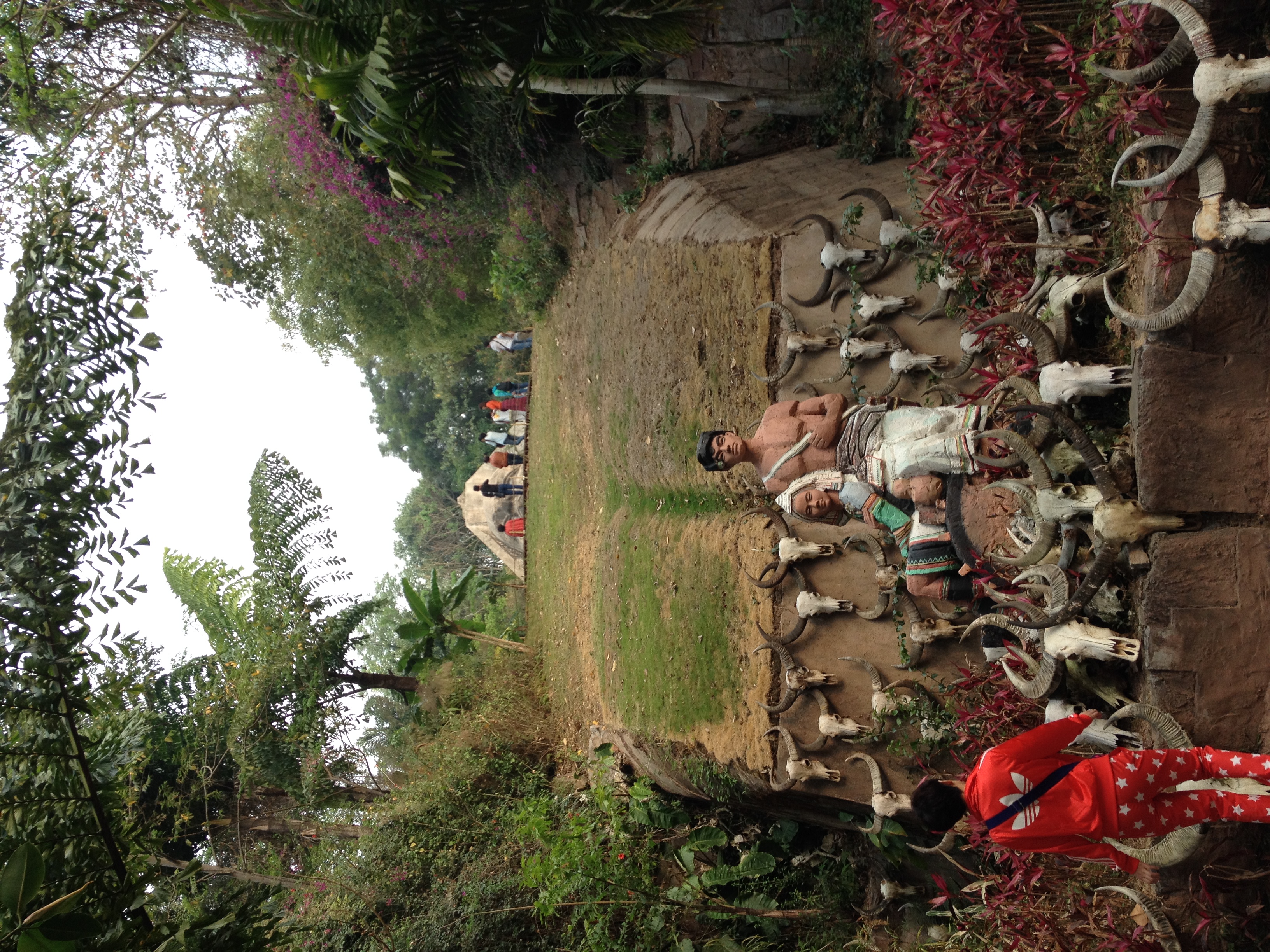 基诺山寨门票_山寨肯德基_山寨明星_山寨食品 - 彩虹岛新闻网