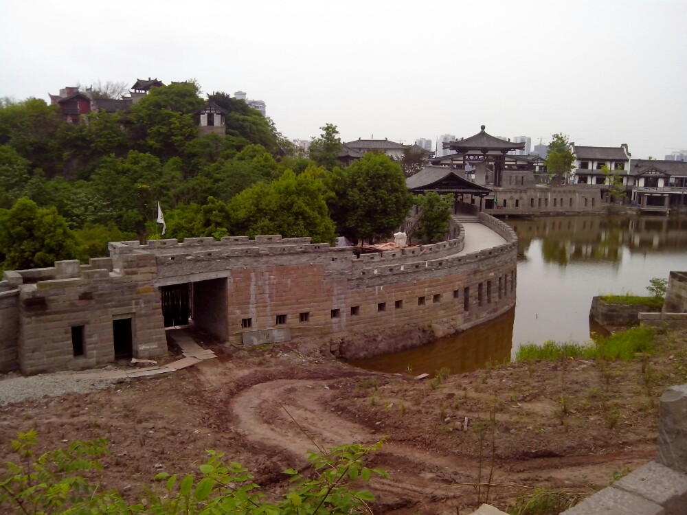 【携程攻略】广安神龙山巴人古堡景点,和朋友一起去的