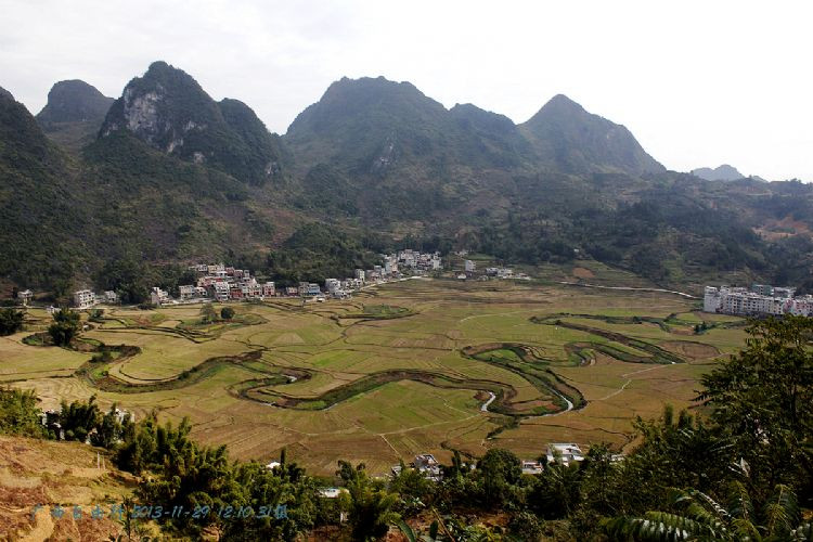 广西休闲游(六)——巴马坡月村,水晶宫,命河观景