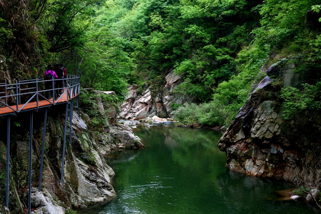 麻城旅游新亮点——大别山桐枧冲瀑布群