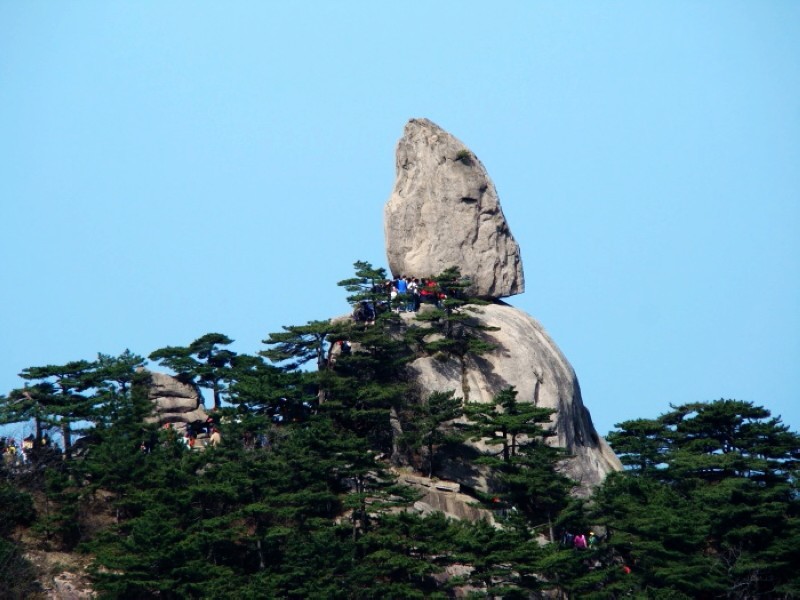 【携程攻略】黄山风景区飞来石景点,当时在什么位置看它(西海那)的