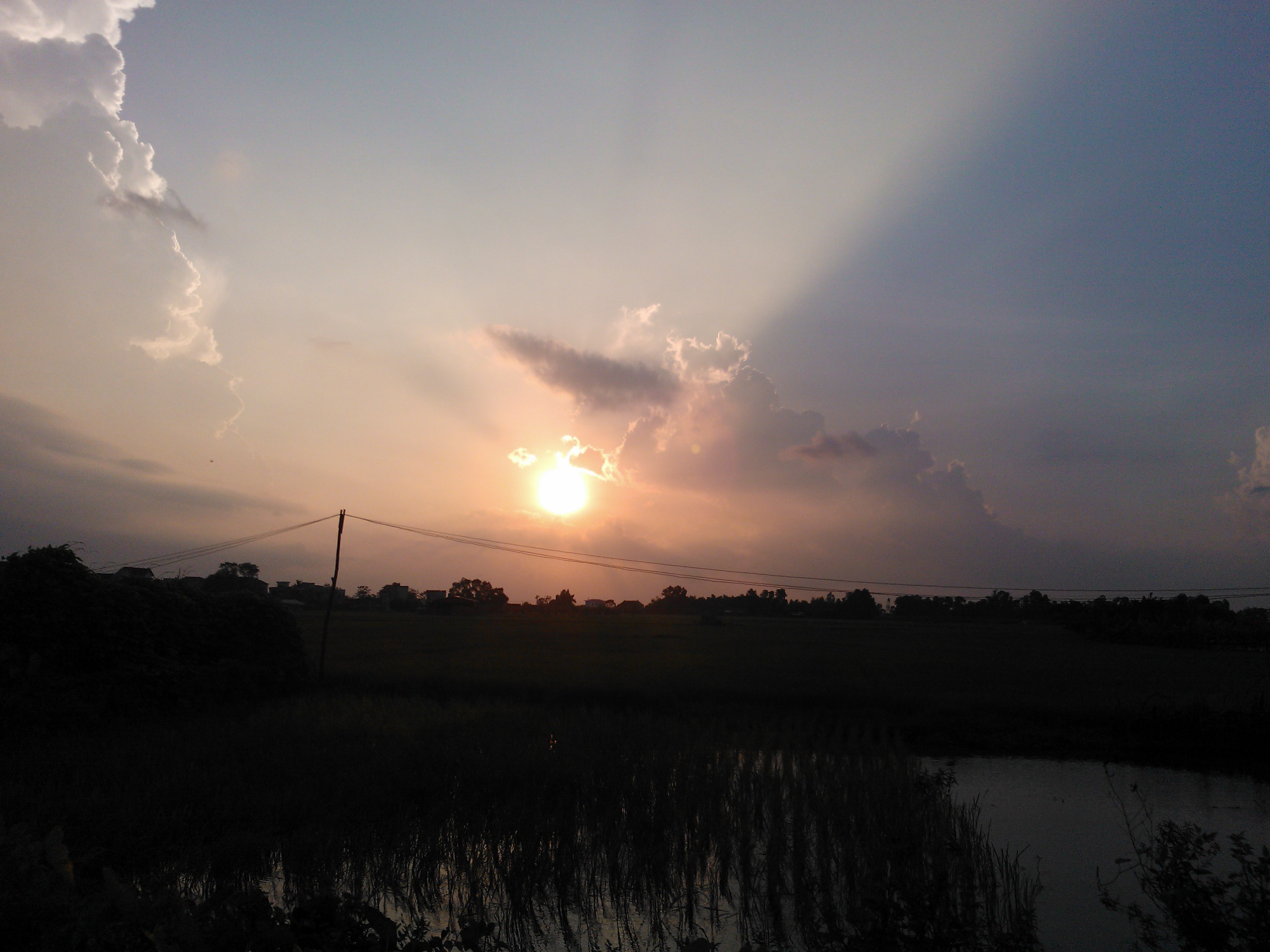 北江农村夕阳西下                         