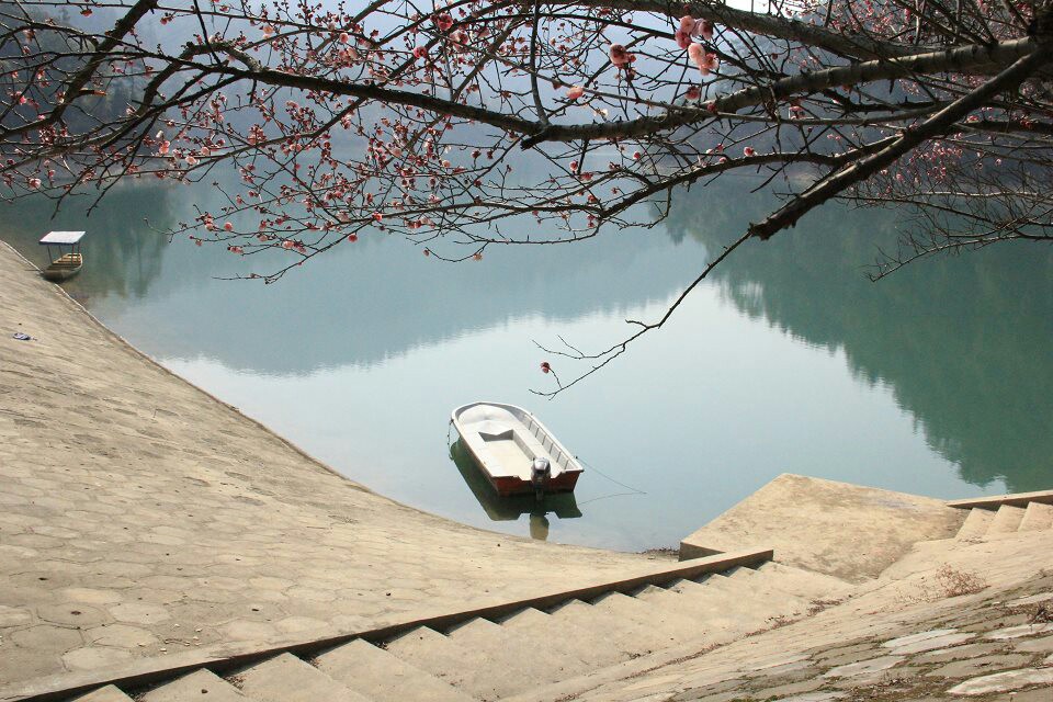 吉首八月湖