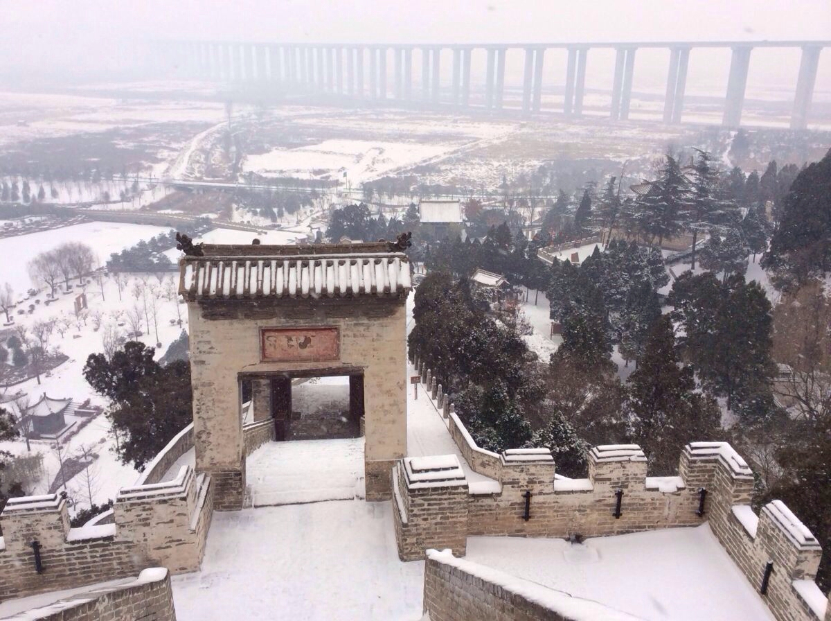 雪中缅怀太史公,游司马迁祠墓