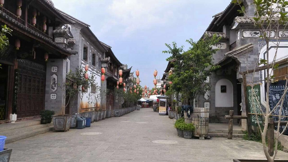 口碑榜 特卖汇      沿洱海西路到达:喜洲古镇     喜洲镇位于云南省