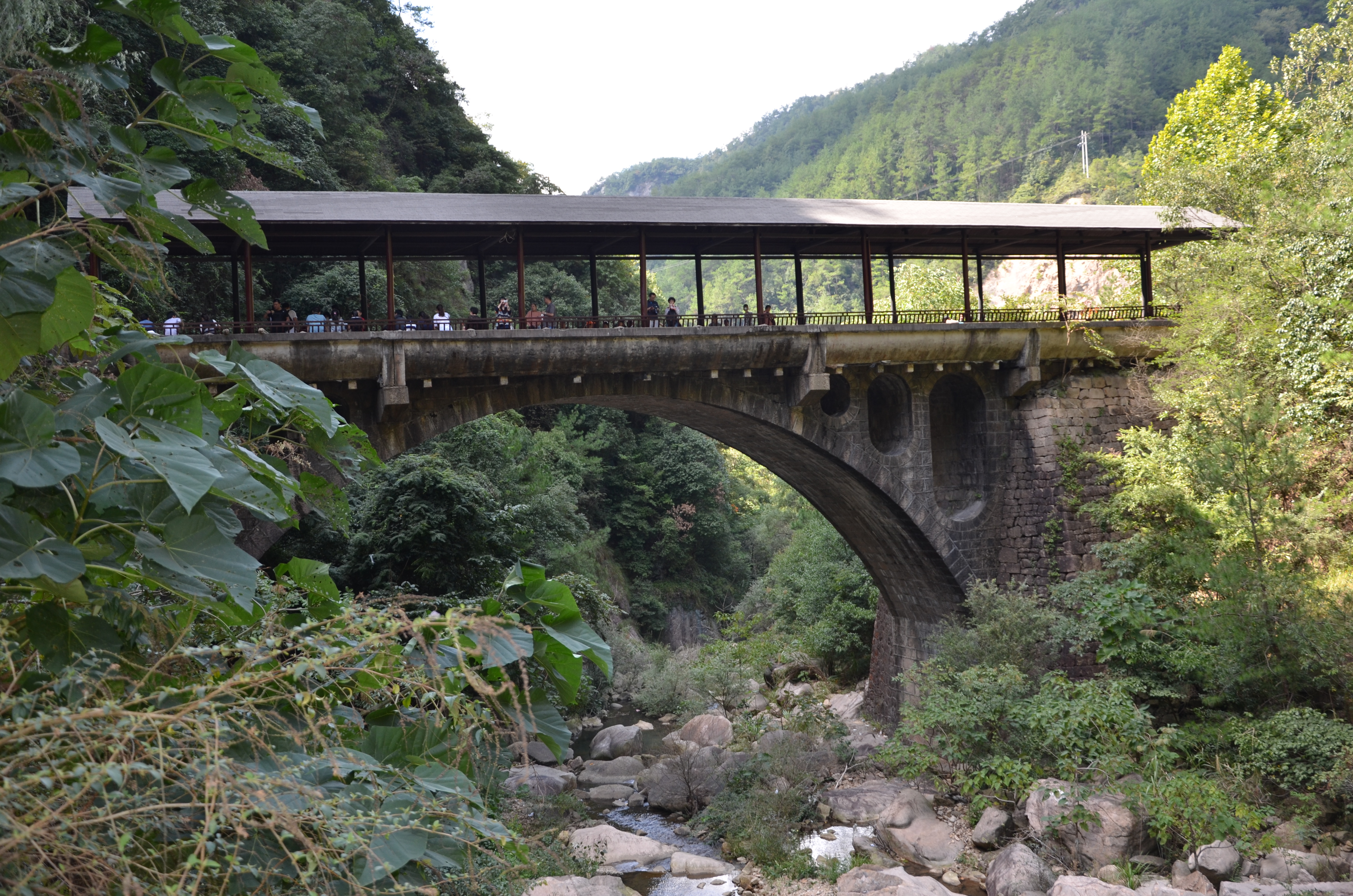 2013年国庆节雁荡山、龙穿峡自驾游,携程预定