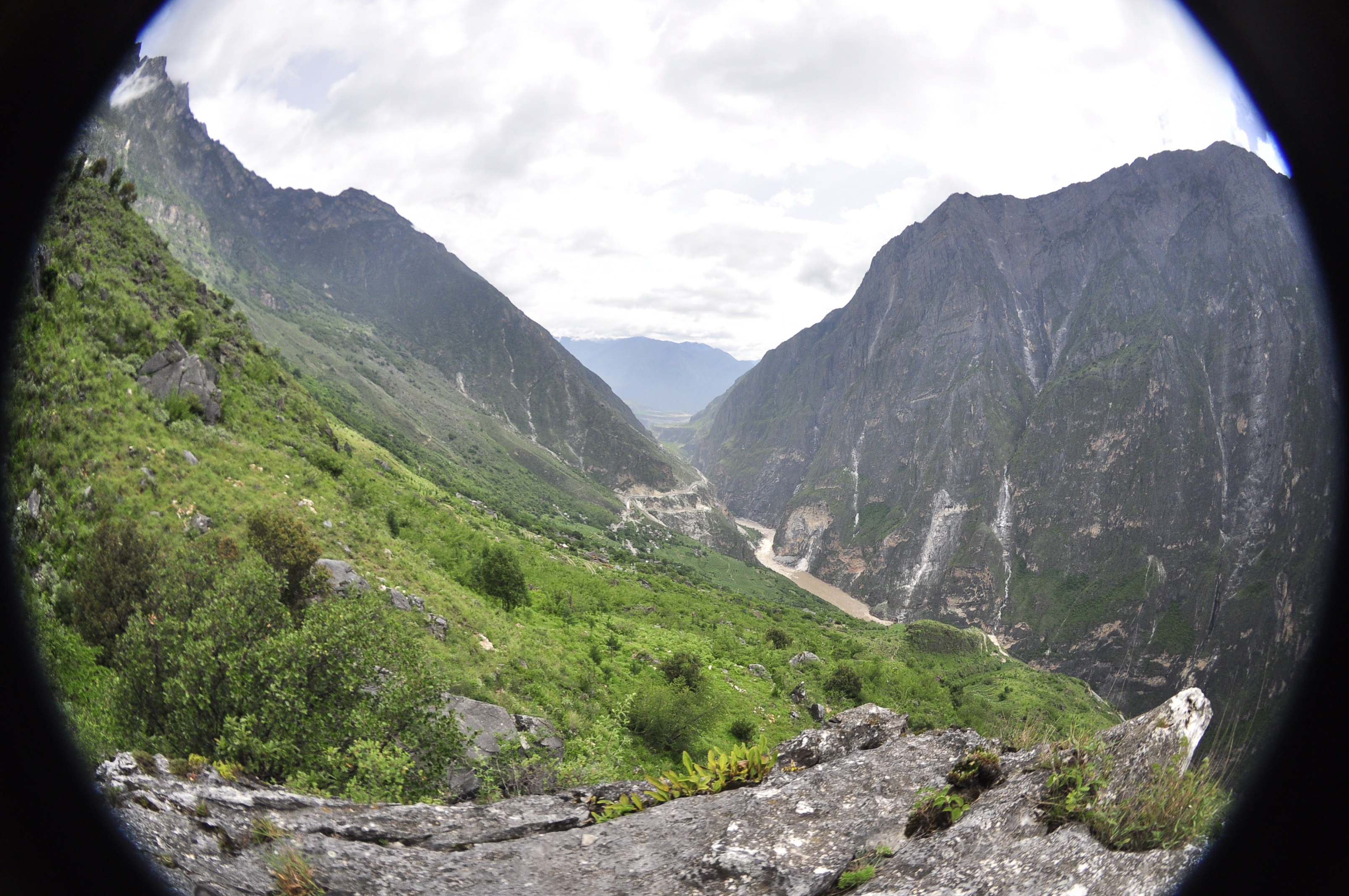 虎跳峡,香格里拉虎跳峡攻略\/地址\/图片\/门票【携