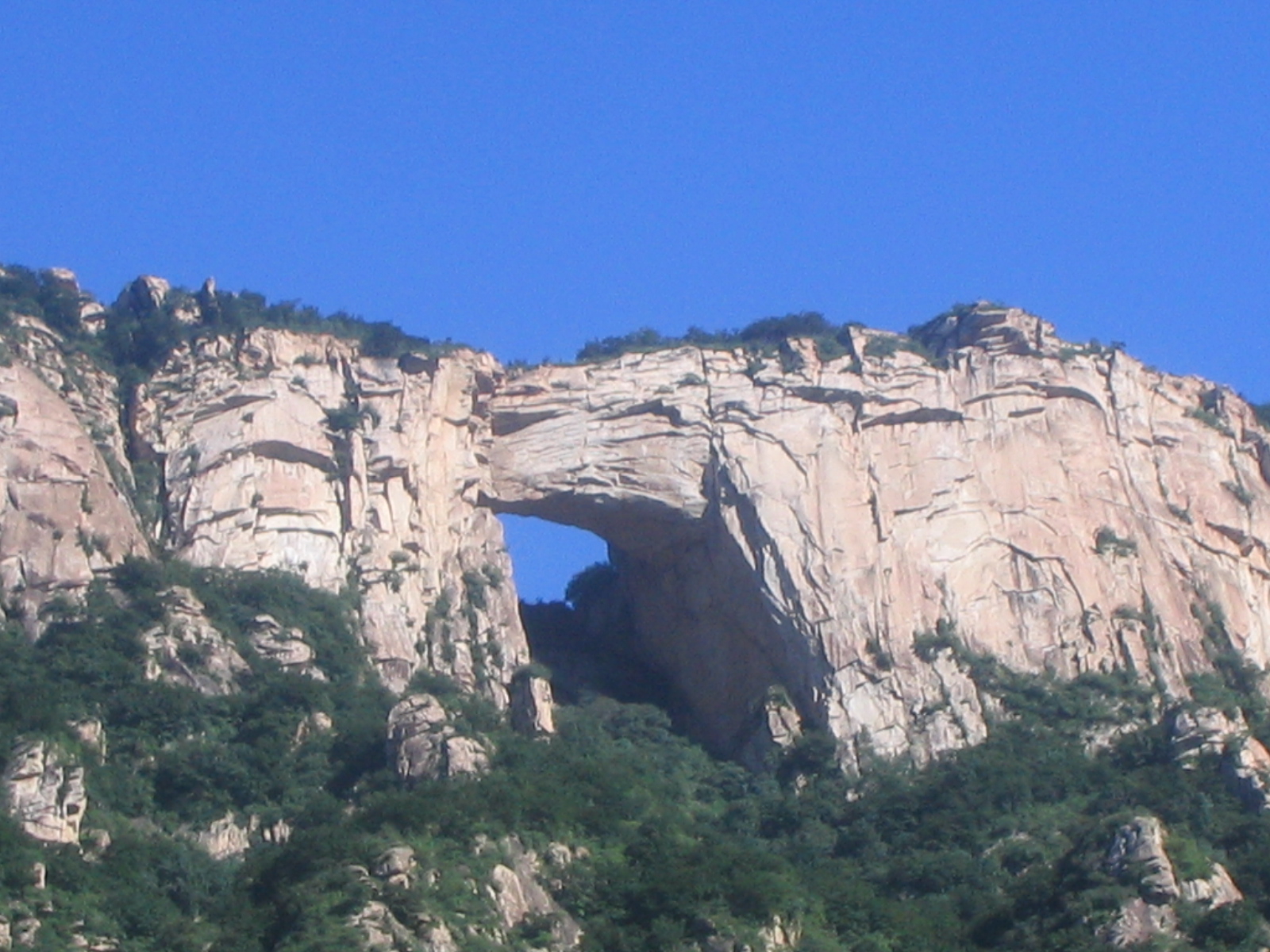 北京周边的山,绝对不是张家界的天门山!