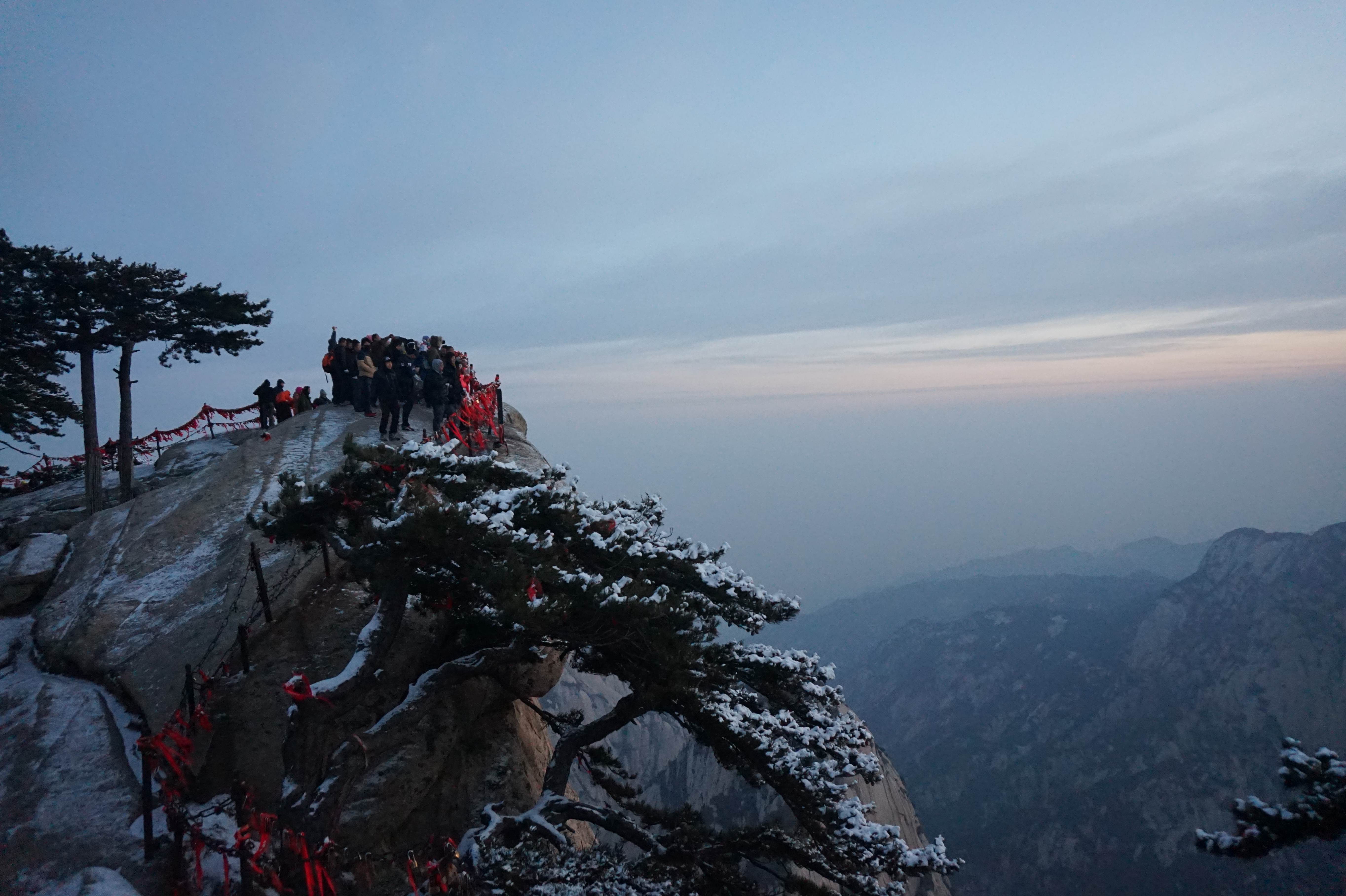 东峰观日台                           