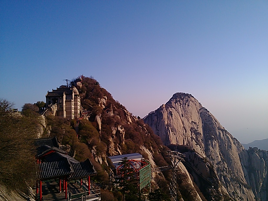 穷游密室(西安,华山)&爬华山-洛阳古都攻略【携程游记逃脱逃出办公室3游戏攻略图片