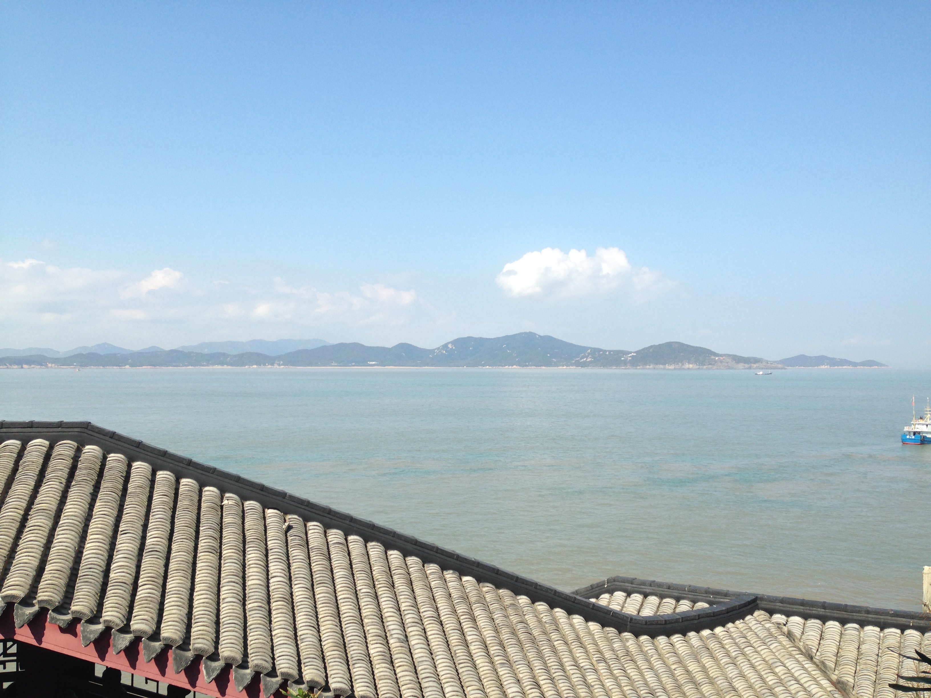 洛迦山