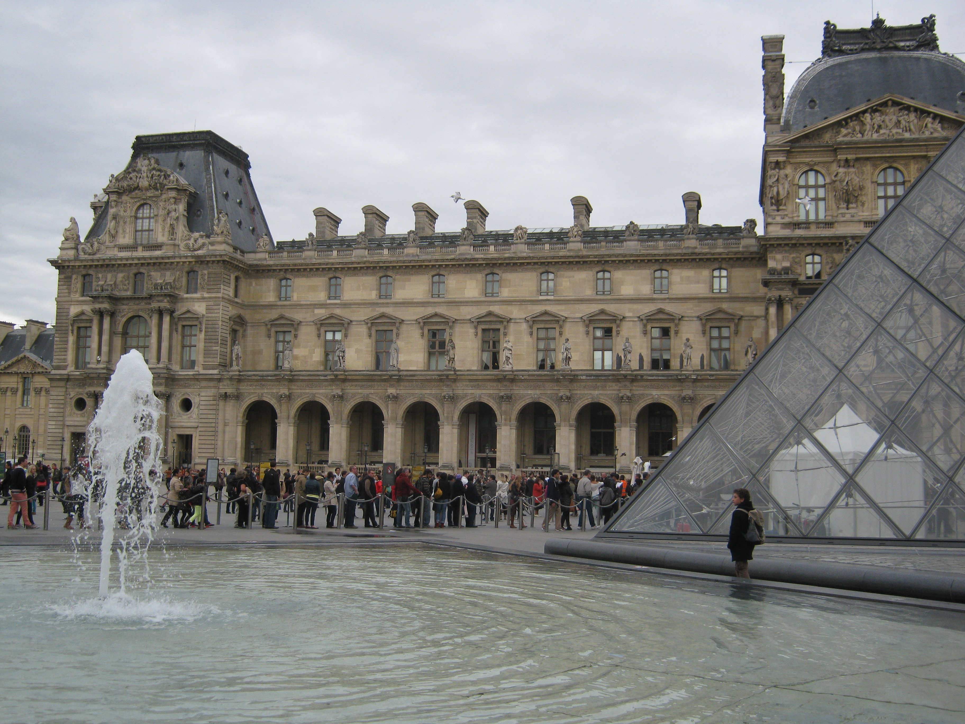 巴黎卢浮宫旅游攻略,卢浮宫游玩线路\/地图\/图片