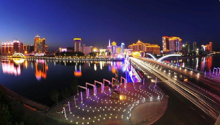 长白山旅游攻略 延吉美丽的夜景 如梦如幻
