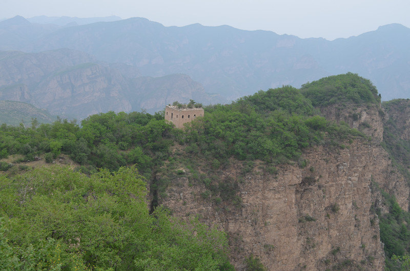 听说明代长城在此结束,七座楼长城只建了敌楼