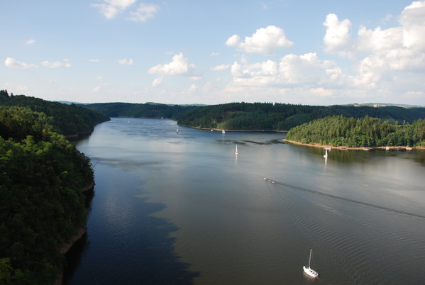 美丽的沃尔塔瓦河风光,难忘的捷克之旅。