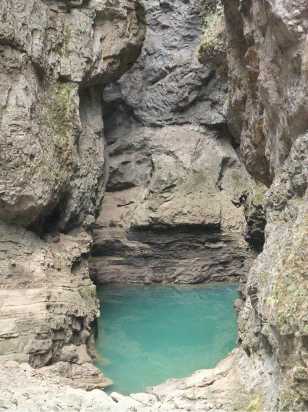 正是春花烂漫日---奉节旅行日志之天井峡地缝