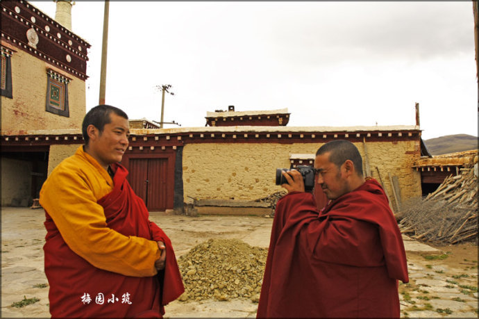 灵雀寺的偶遇 绝色川西之云游喇嘛