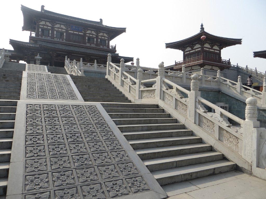 西安-华清池-兵马俑游—感受古都风貌,体验温泉水滑,观秦皇兵马巨阵