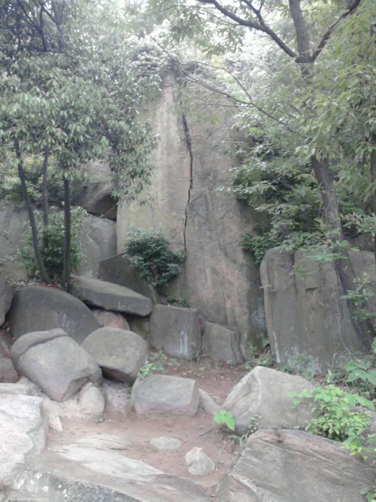 【携程攻略】江苏苏州灵岩山好玩吗,江苏灵岩山景点样