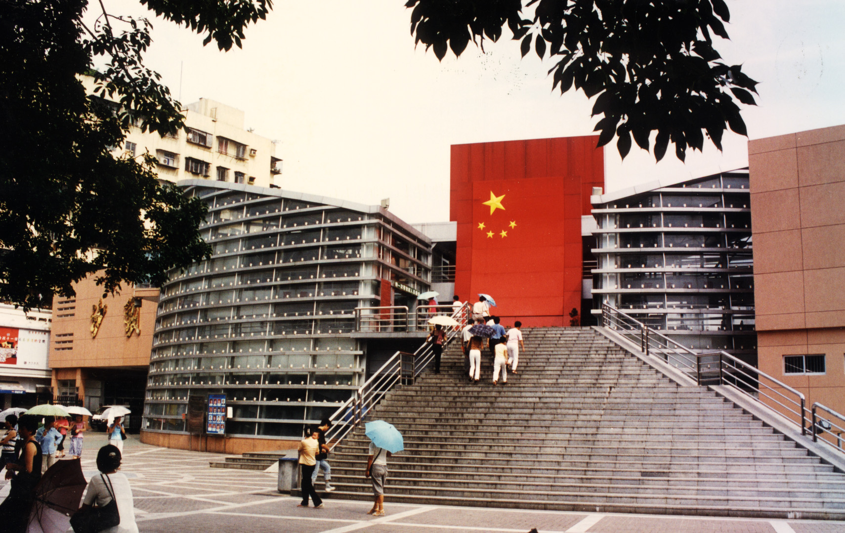 深圳+珠海+广州4日跟团游(2钻)·暖心线路