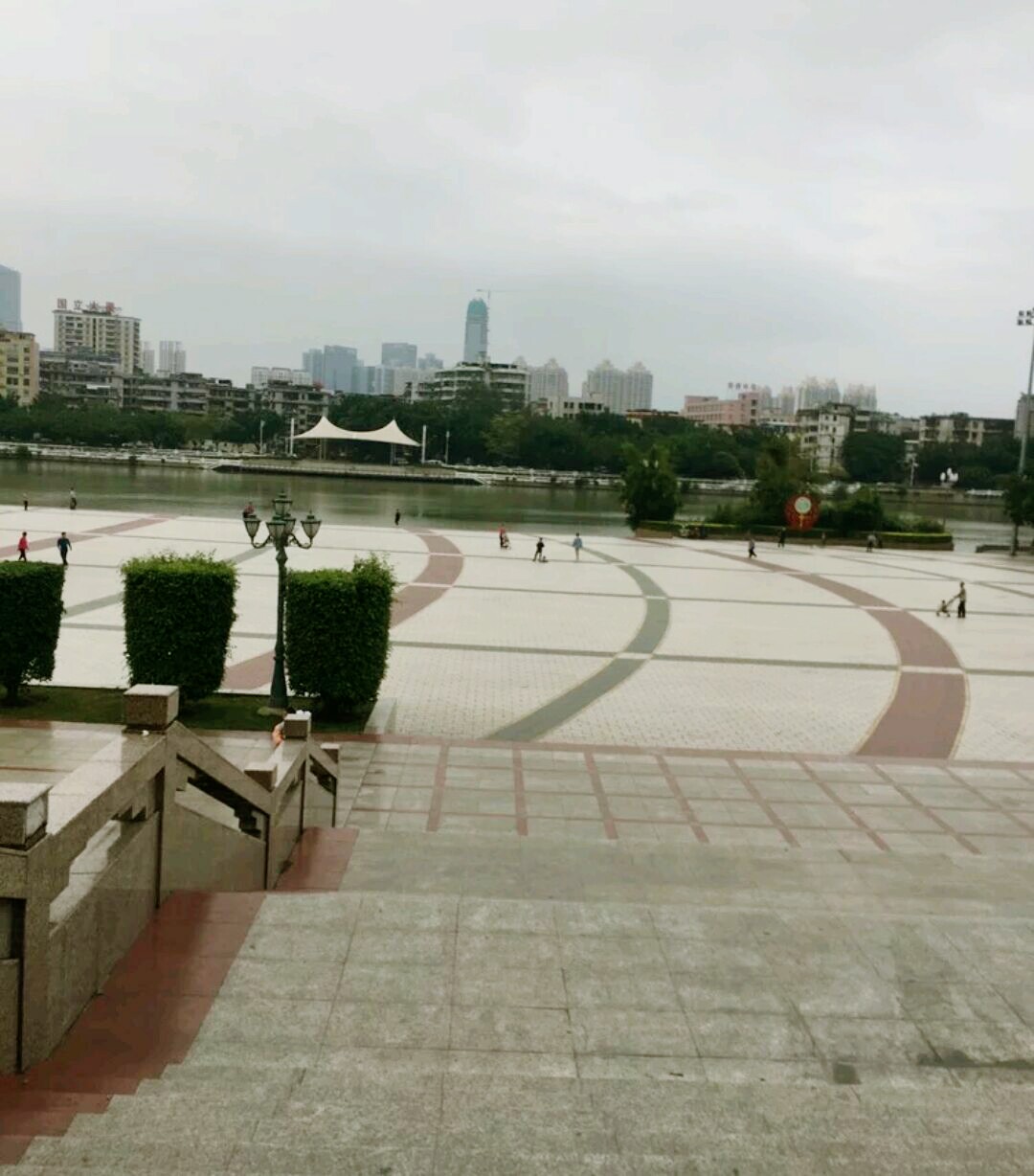 2022惠州滨江公园玩乐攻略,惠州滨江公园是惠州的老广场...【去哪儿攻