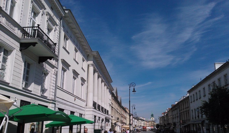 2025克拉科夫郊区街游玩攻略,.条大道上面有各种收购站和.