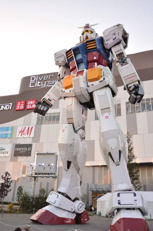 2023实物大《机动战士高达》独角兽立像游玩攻略,最大的看点是广场上