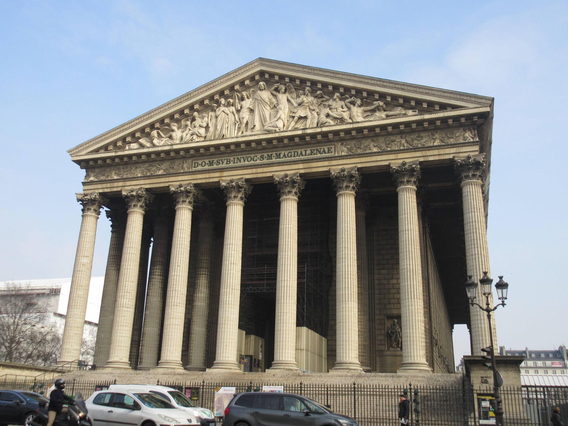 2022马德莱娜教堂游玩攻略,.起来像一座历史悠久的罗马.