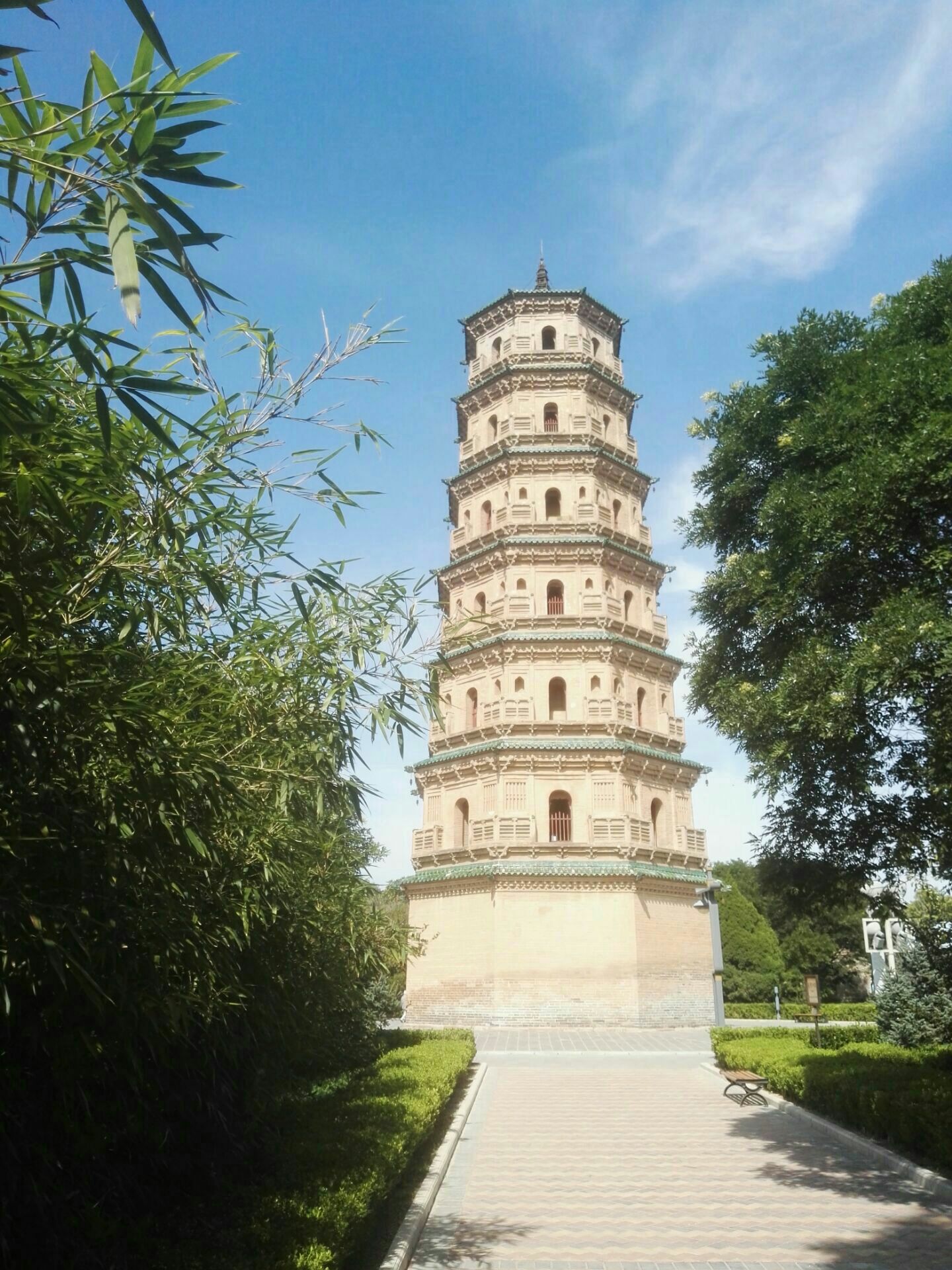 2023宝塔公园游玩攻略,平凉宝塔公园:位于平凉市崆.【去哪儿攻略】