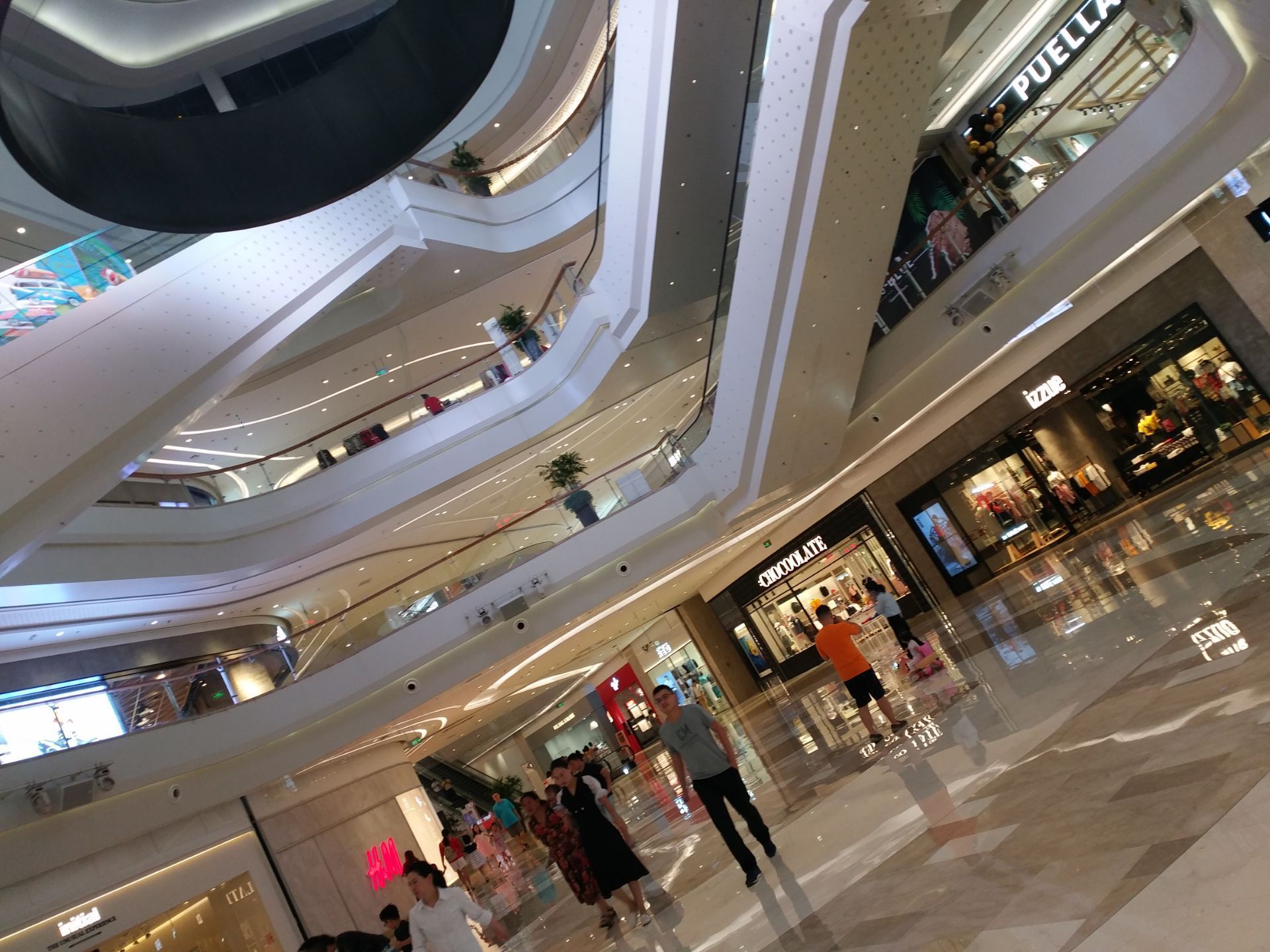 百家湖站(3口)147m,步行 5min地图·周边商场导览全部9服饰鞋包4运动