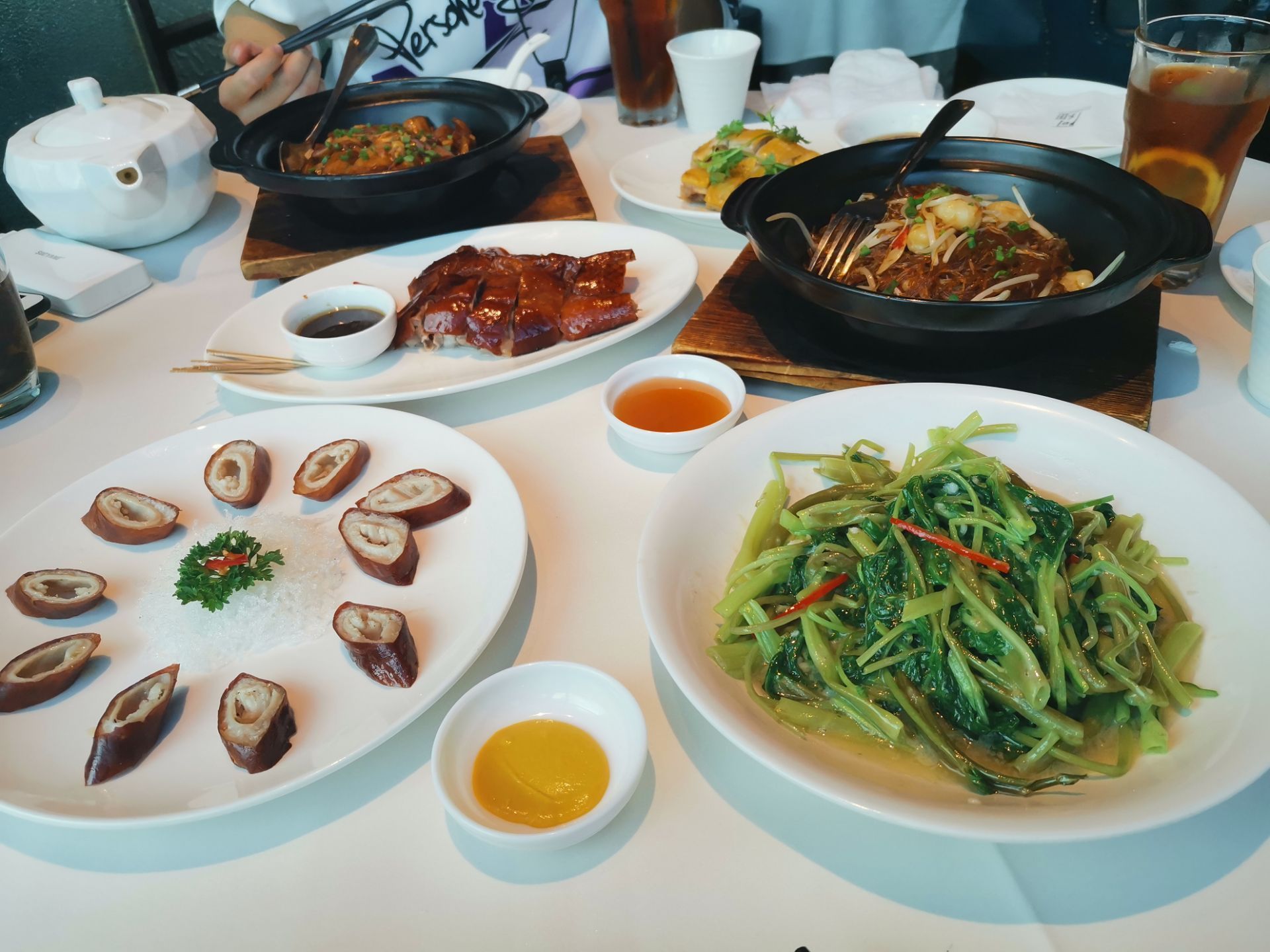 2023阿细融合粤菜美食餐厅,.但总体觉得还挺好吃的 环.【去哪儿攻略】