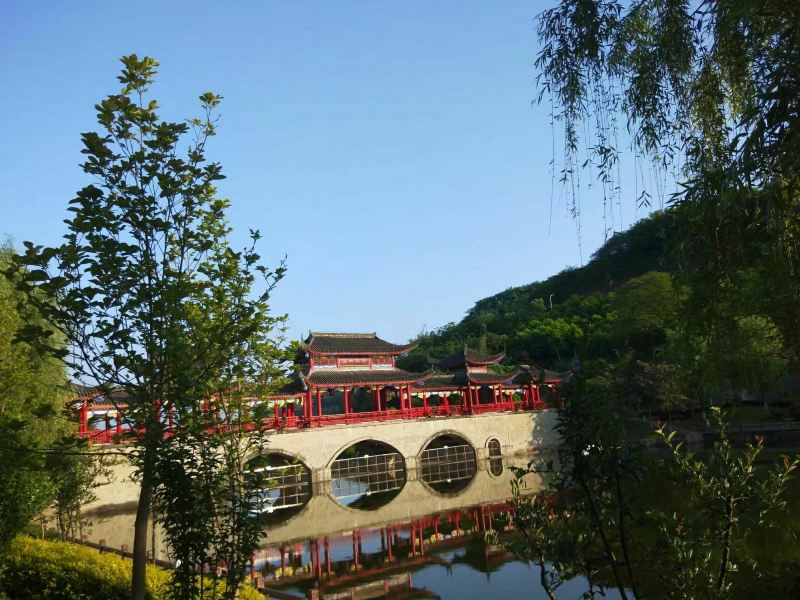 "登山看江津全景" "儿子说爬山很很玩" 1/ 64 艾坪山公园 4