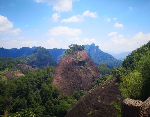 《玉楼春·游武夷山虎啸岩》庄灿煌