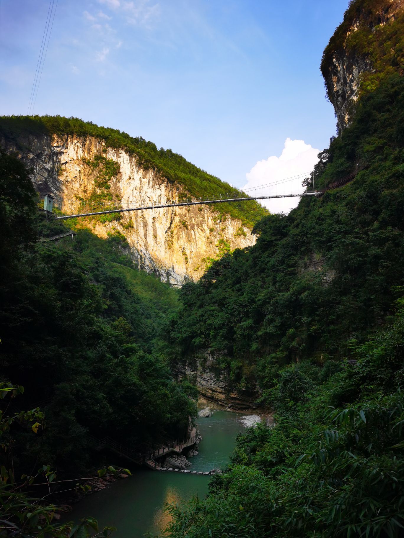 恩施地心谷景區石門河旅遊景點攻略圖