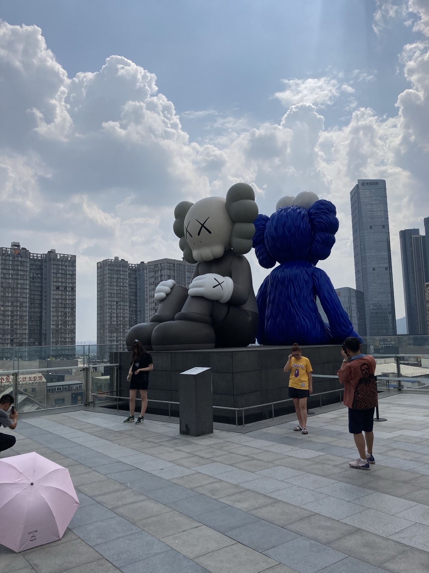 【携程攻略】长沙ifs国金中心购物,成都有一只网红大熊猫,而长沙ifs