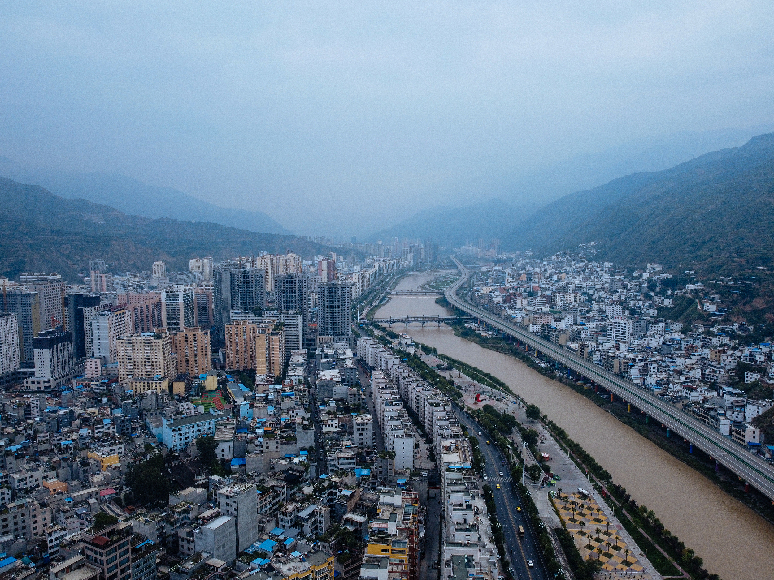 3-Day Longnan Tour: Bailong River's scenic beauty, Guan'E Gou's grandeur