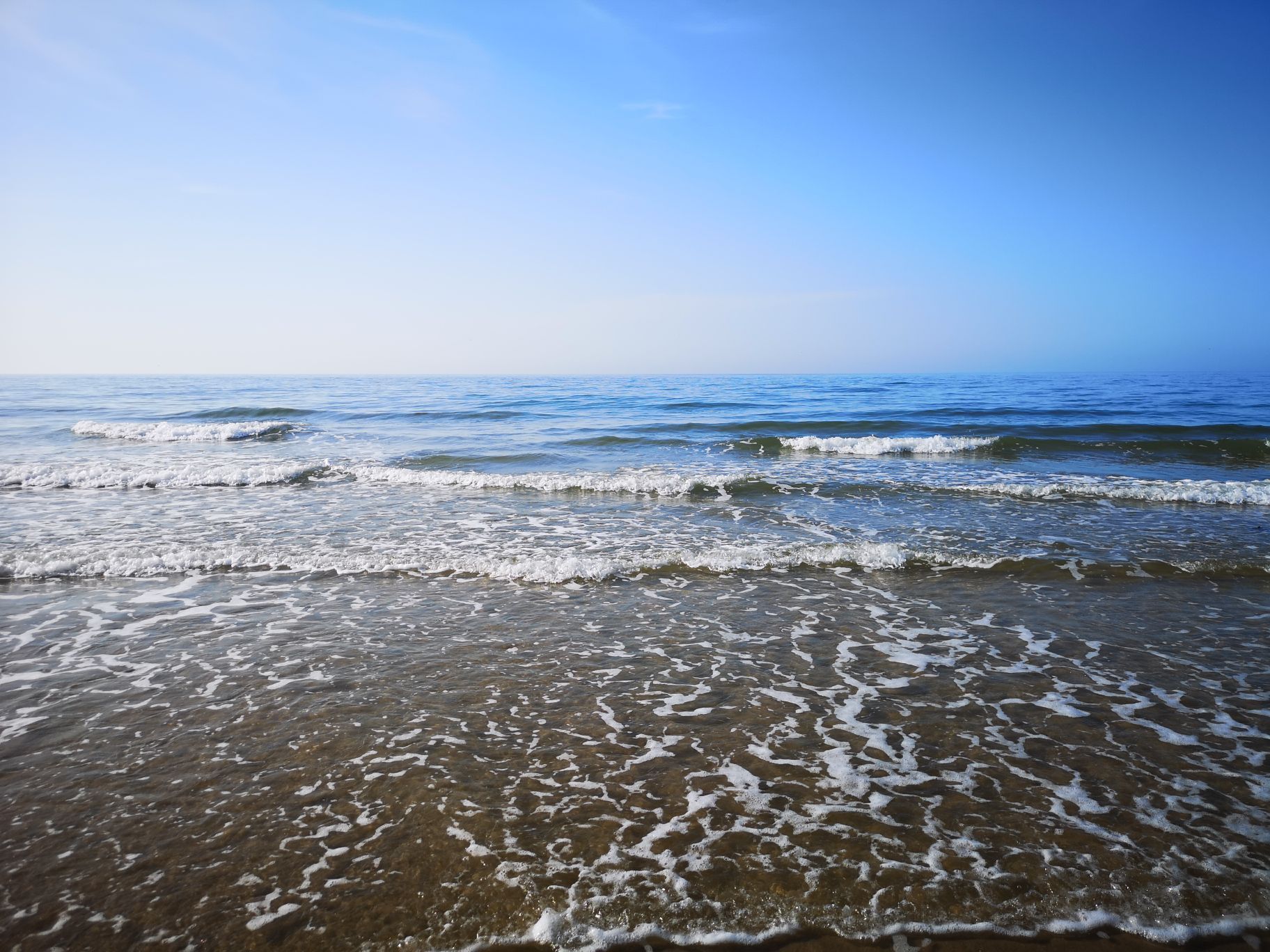 2023银沙滩海水浴场游玩攻略,银沙滩不愧是深邃的海啊。欢...【去哪儿攻略】