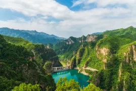 1-Day Jiaozuo Tour: Explore Fenglin Gorge, Jiaozuo Movie Town Adventure