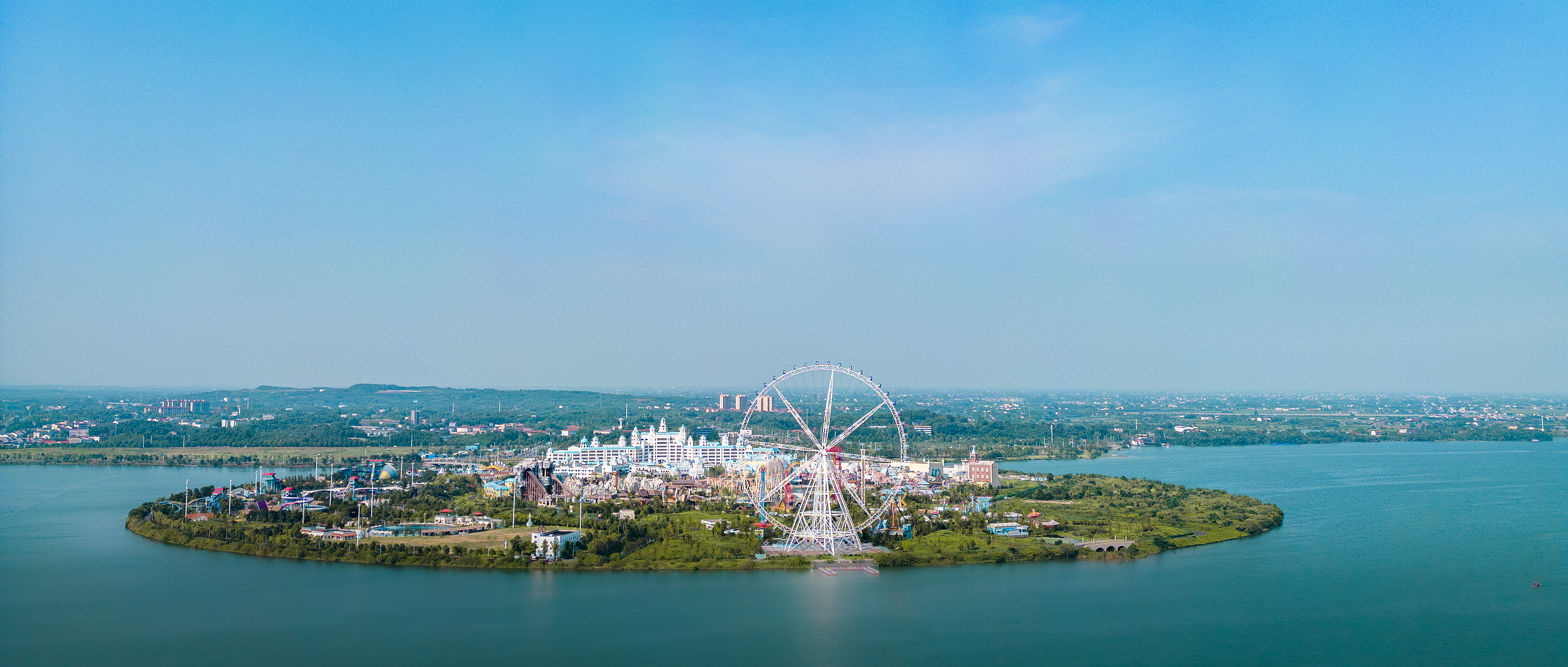 2-Day Changde Tour: Poetic Tao Hua Yuan, Leisure at Liuye Lake and Yunding Hot Spring