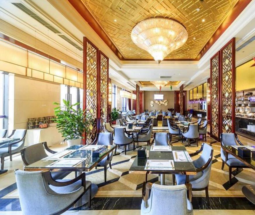 金科大酒店·璇宫西餐厅 102/人 西餐 直线距离445m
