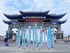 1-Day Mengzi Tour: Bise Village's Natural Scenery, Mengzi's Cross Bridge Rice Noodle Flavor