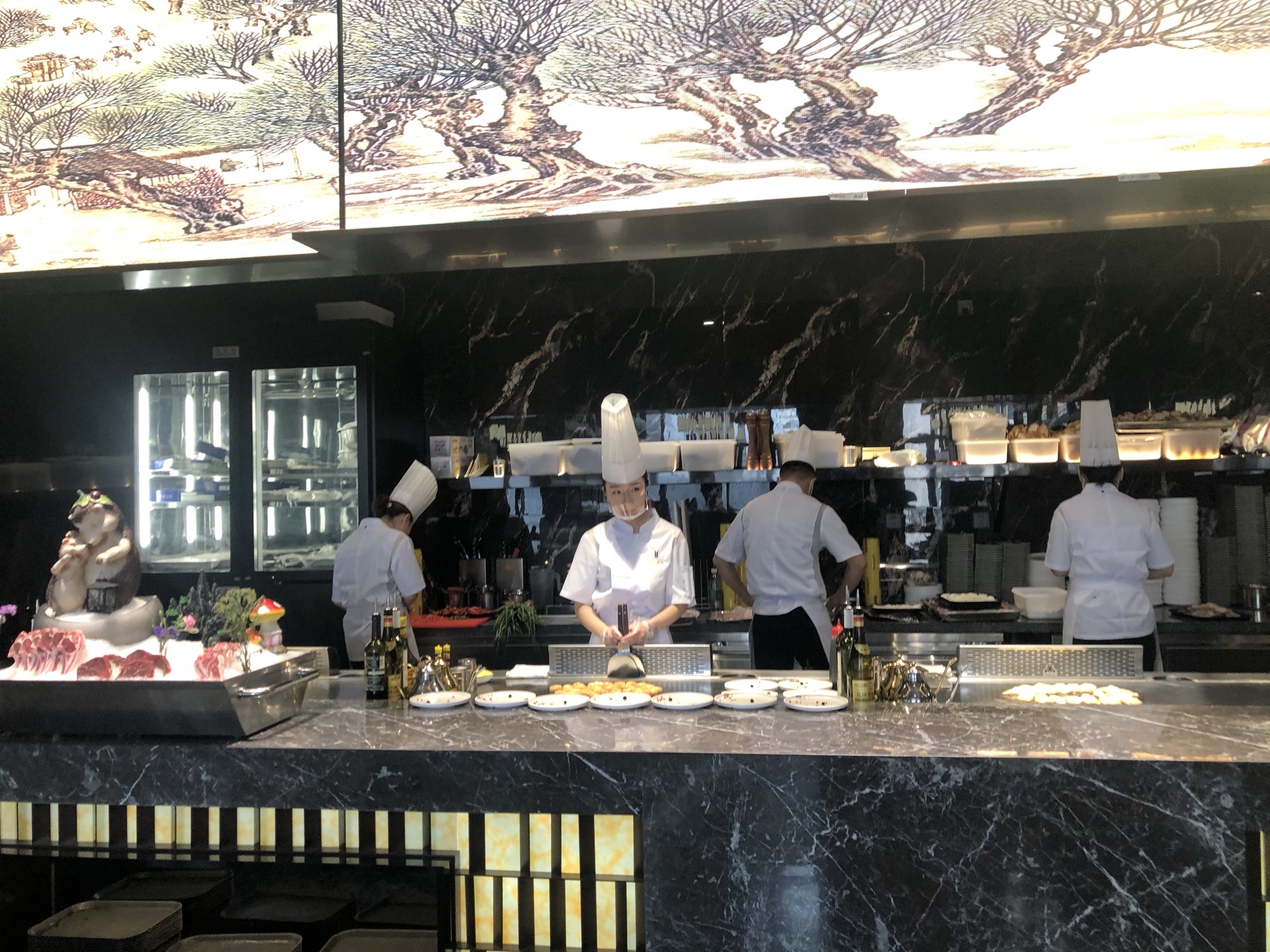 铭门盛宴艺术海鲜姿造(世贸天阶店) 4.0 分 2条点评 直线距离 100m
