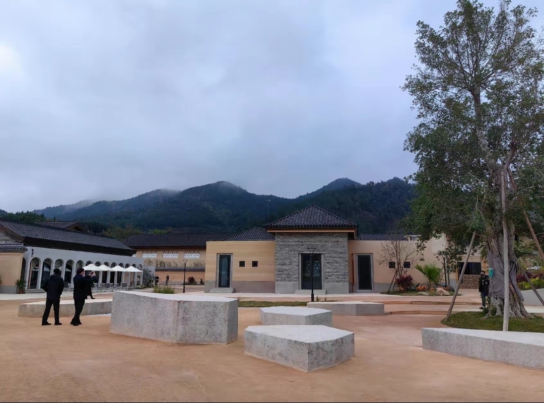 3-Day Longnan Tour: Cultural charm of Hakka Round Houses, natural beauty of South Wudang Mountain