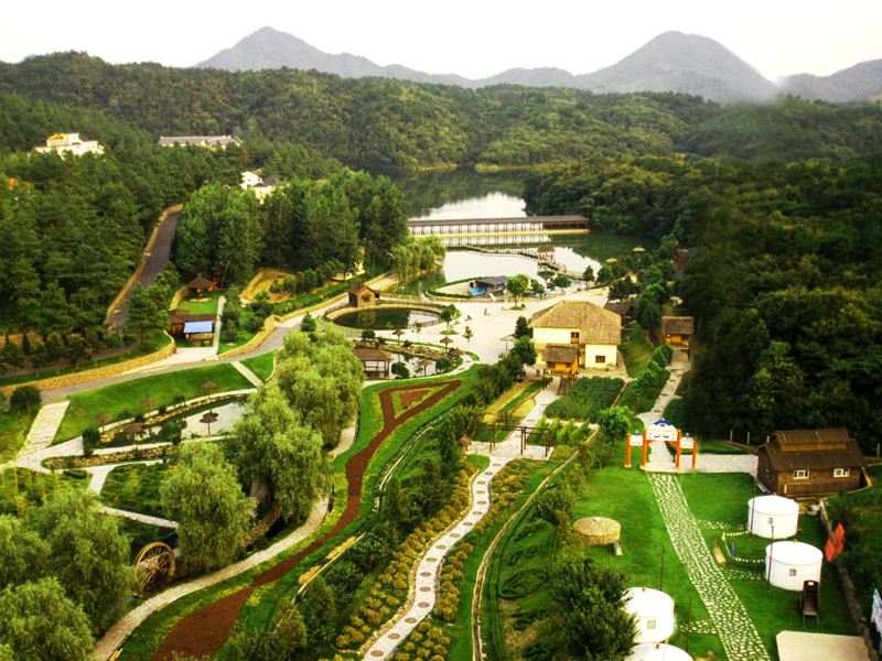 恩龙世界木屋村