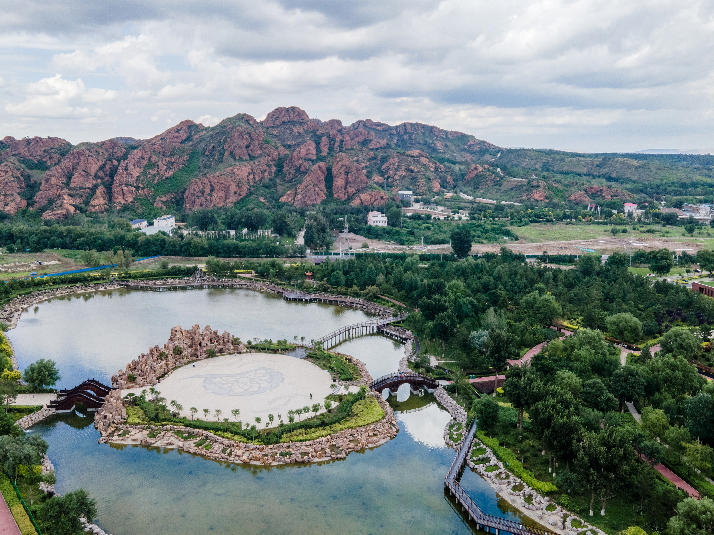 3-Day Chifeng Tour: The tranquility of Hongshan Forest, the vastness of Wu Lan Bu Tong Grasslands