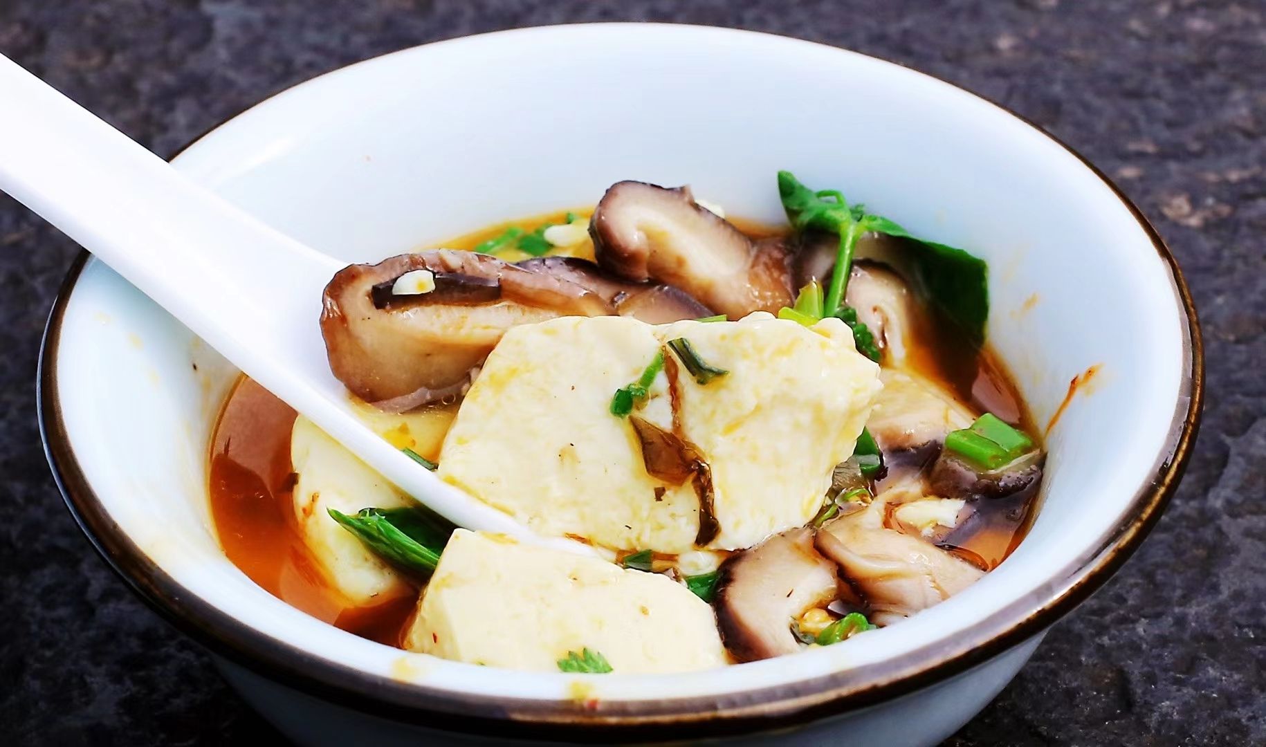 泸州荤豆花 3.0 分   条点评 直线距离171m